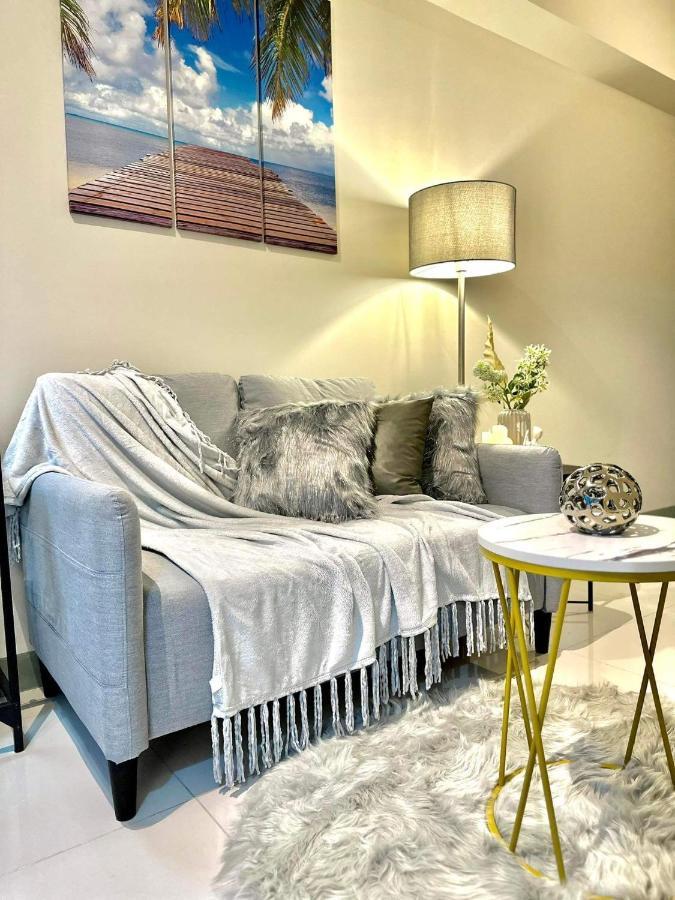 Uptown Parksuites Тагіг Екстер'єр фото